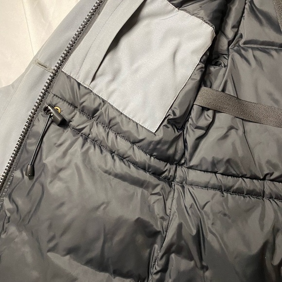 Canada Goose Montebello Parka Heritage - Picture 8 of 11